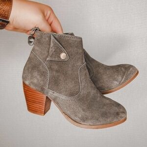 Diba | Grey‎ Suede Bootie Heels 5.5 Womans
